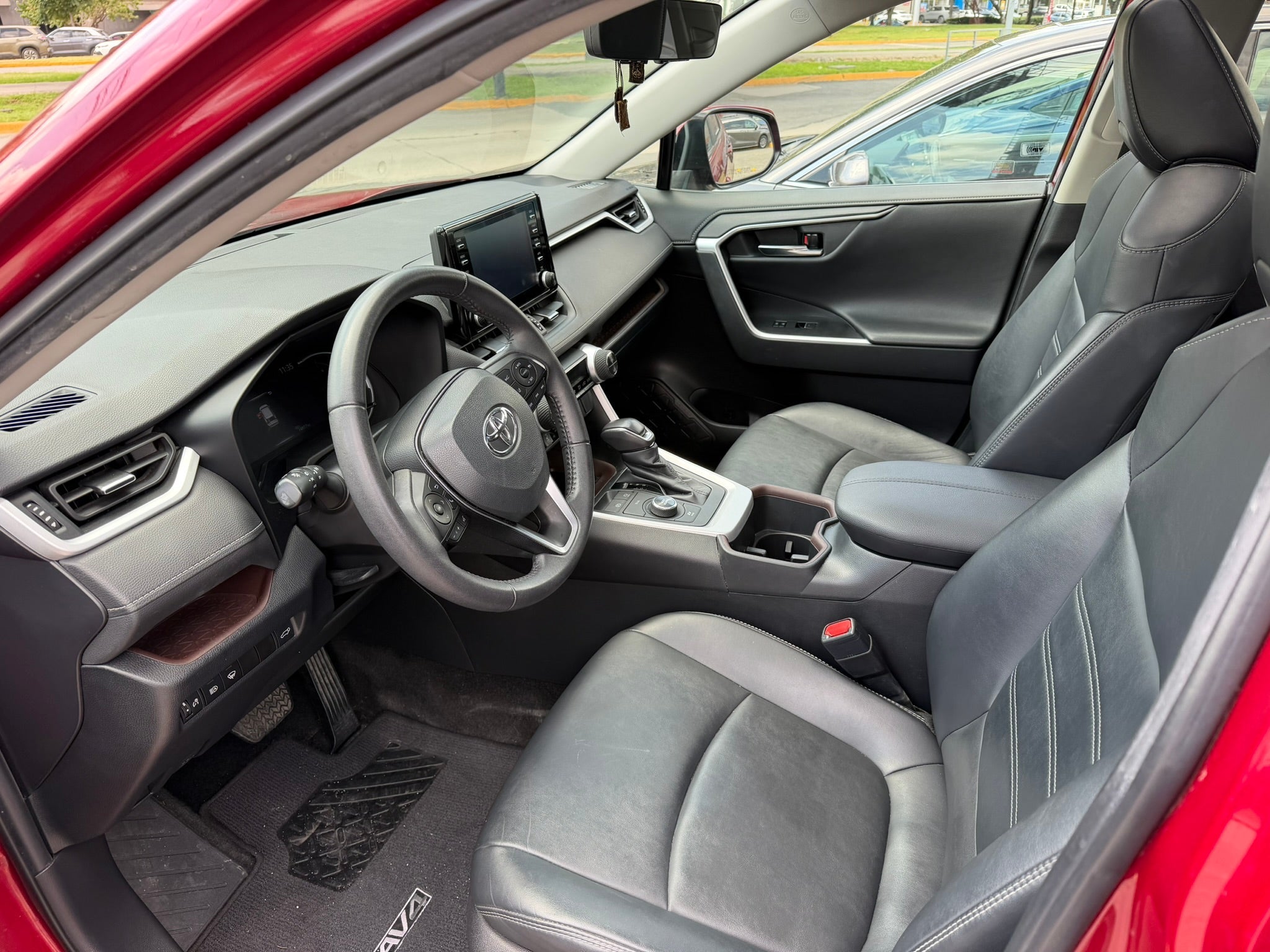 2022 Toyota RAV4 LIMITED, L4, 2.5L, 219 CP, 5 PUERTAS, AUT, FWD, HIBRIDO