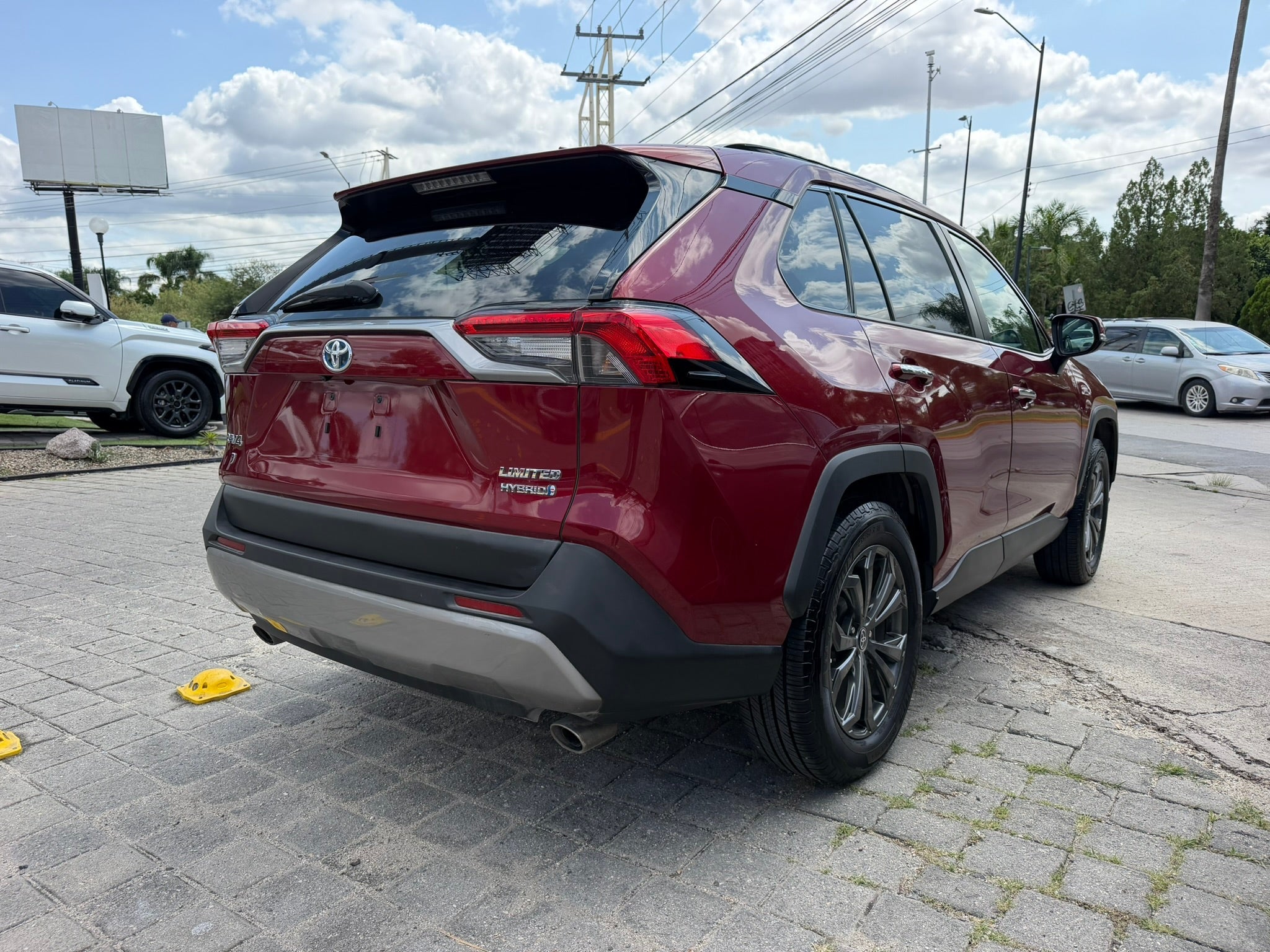 2022 Toyota RAV4 LIMITED, L4, 2.5L, 219 CP, 5 PUERTAS, AUT, FWD, HIBRIDO