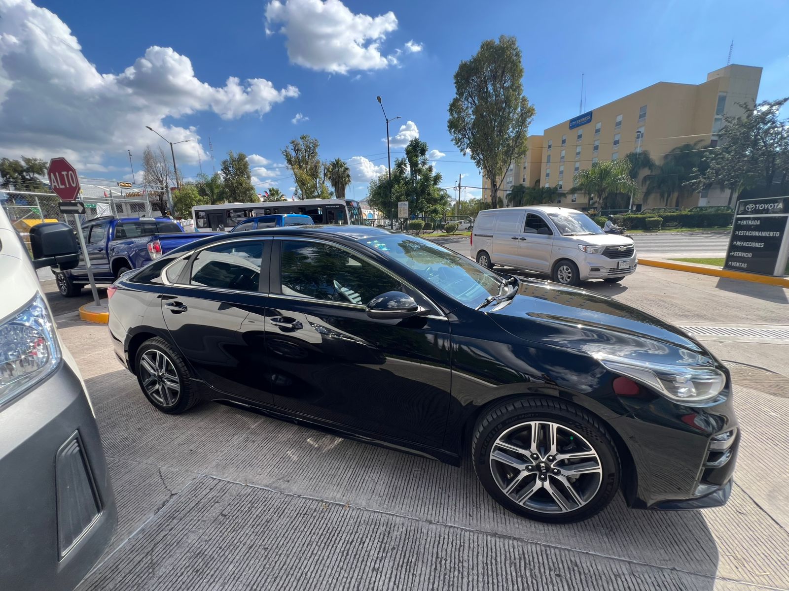 2021 Kia Forte GT, L4, 1.6T, 201 CP, 4 PUERTAS, AUT