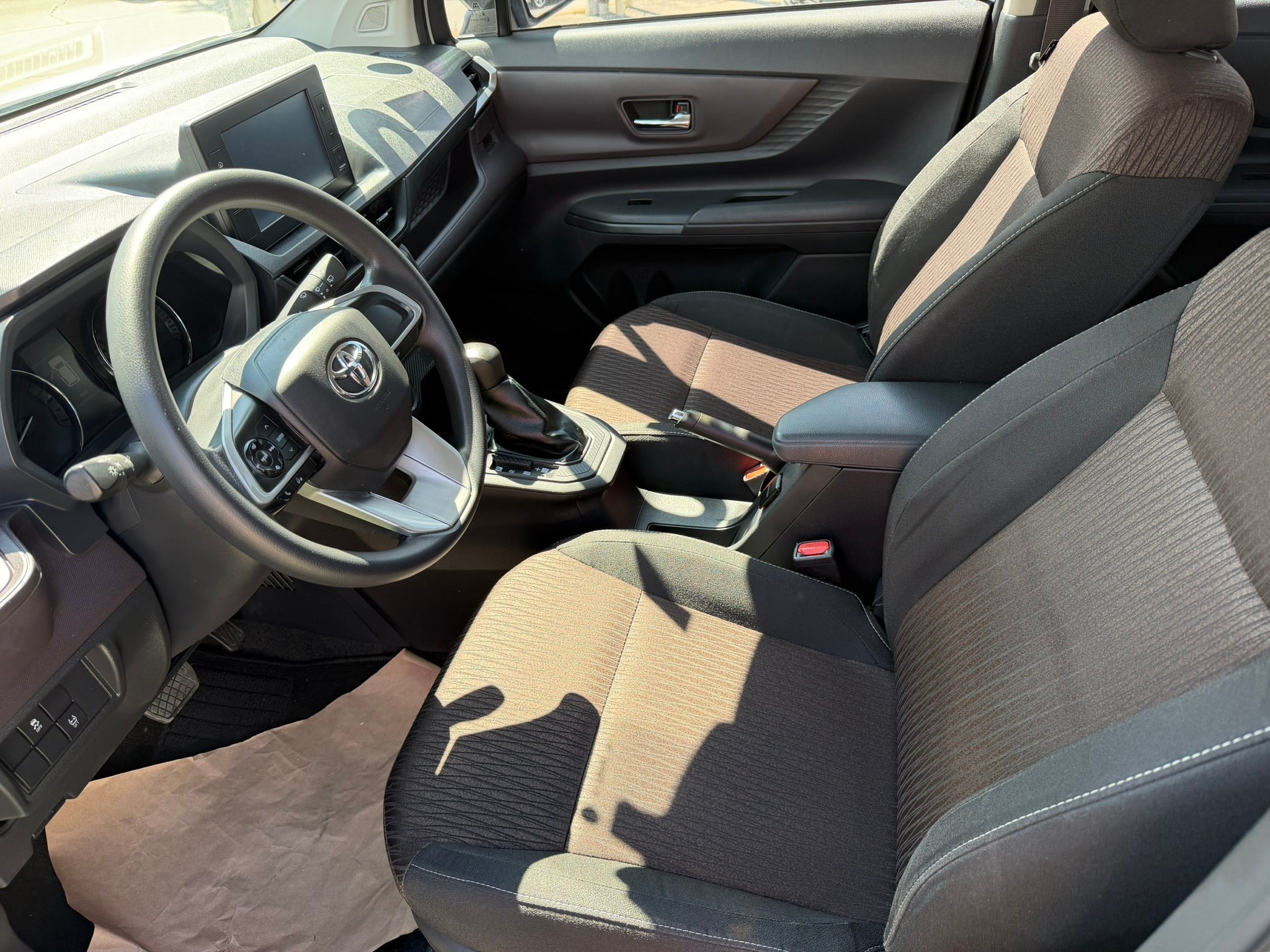 2023 Toyota Avanza XLE, L4, 1.5L, 102 CP, 5 PUERTAS, AUT