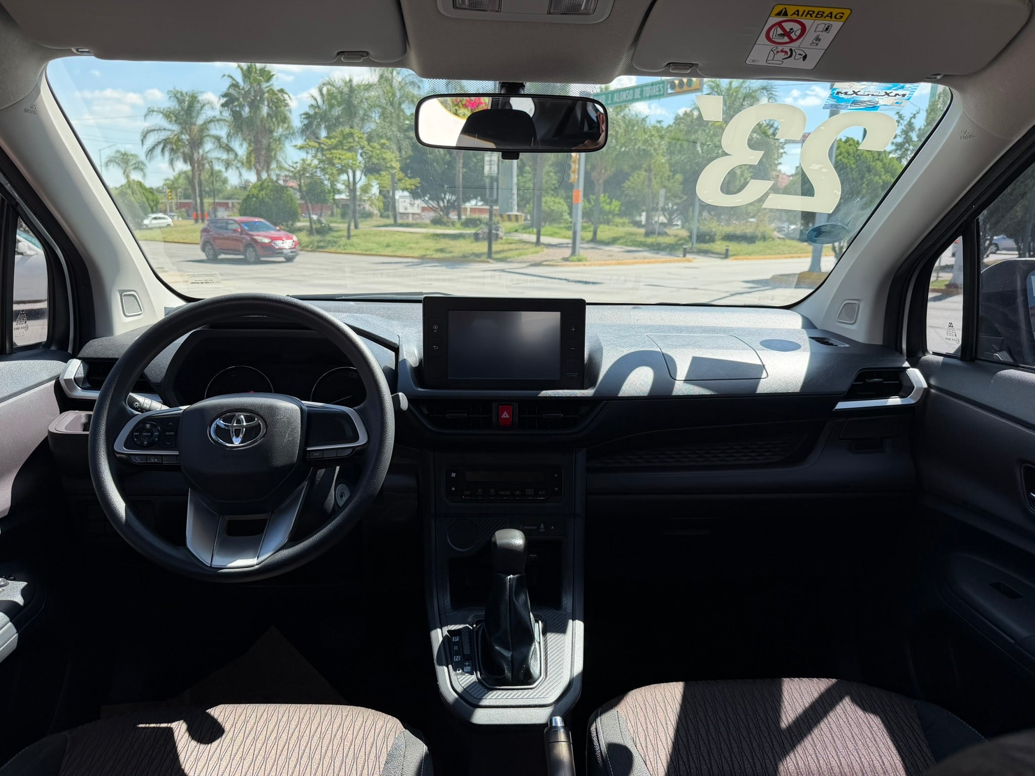 2023 Toyota Avanza XLE, L4, 1.5L, 102 CP, 5 PUERTAS, AUT