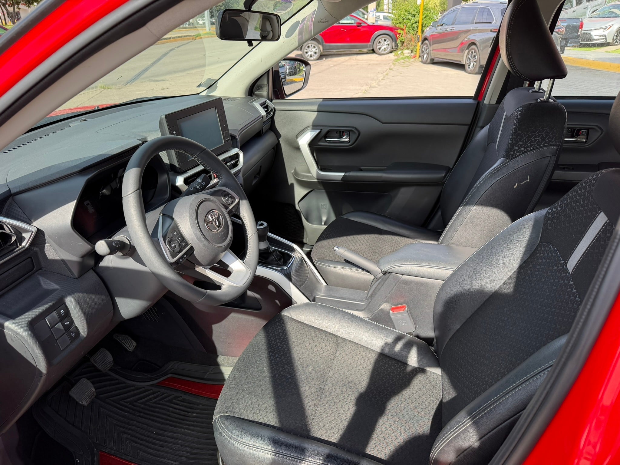 2026 Toyota Raize XLE, L3, 1.0L, 97 CP, 5 PUERTAS, STD