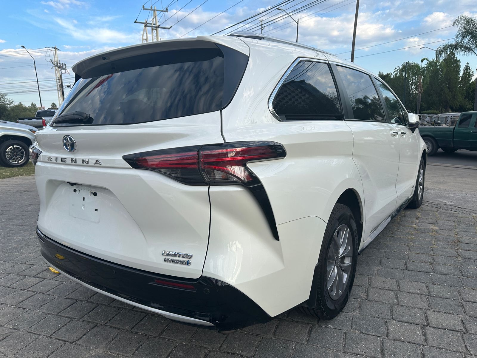 2021 Toyota Sienna LIMITED, L4, 2.5L, 189 CP, 5 PUERTAS, AUT, PIEL, HIBRIDO