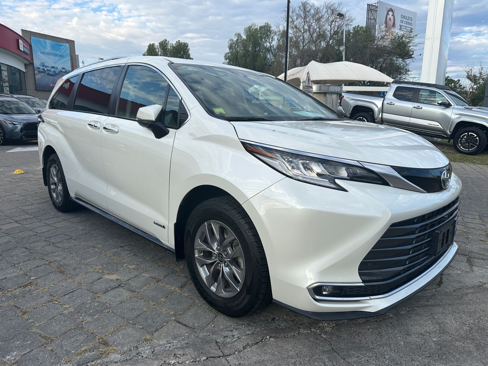 2021 Toyota Sienna LIMITED, L4, 2.5L, 189 CP, 5 PUERTAS, AUT, PIEL, HIBRIDO