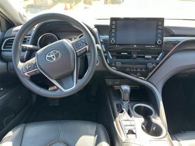 2022 Toyota Camry XLE, L4, 2.5L, 178 CP, 4 PUERTAS, AUT, NAVI, HIBRIDO