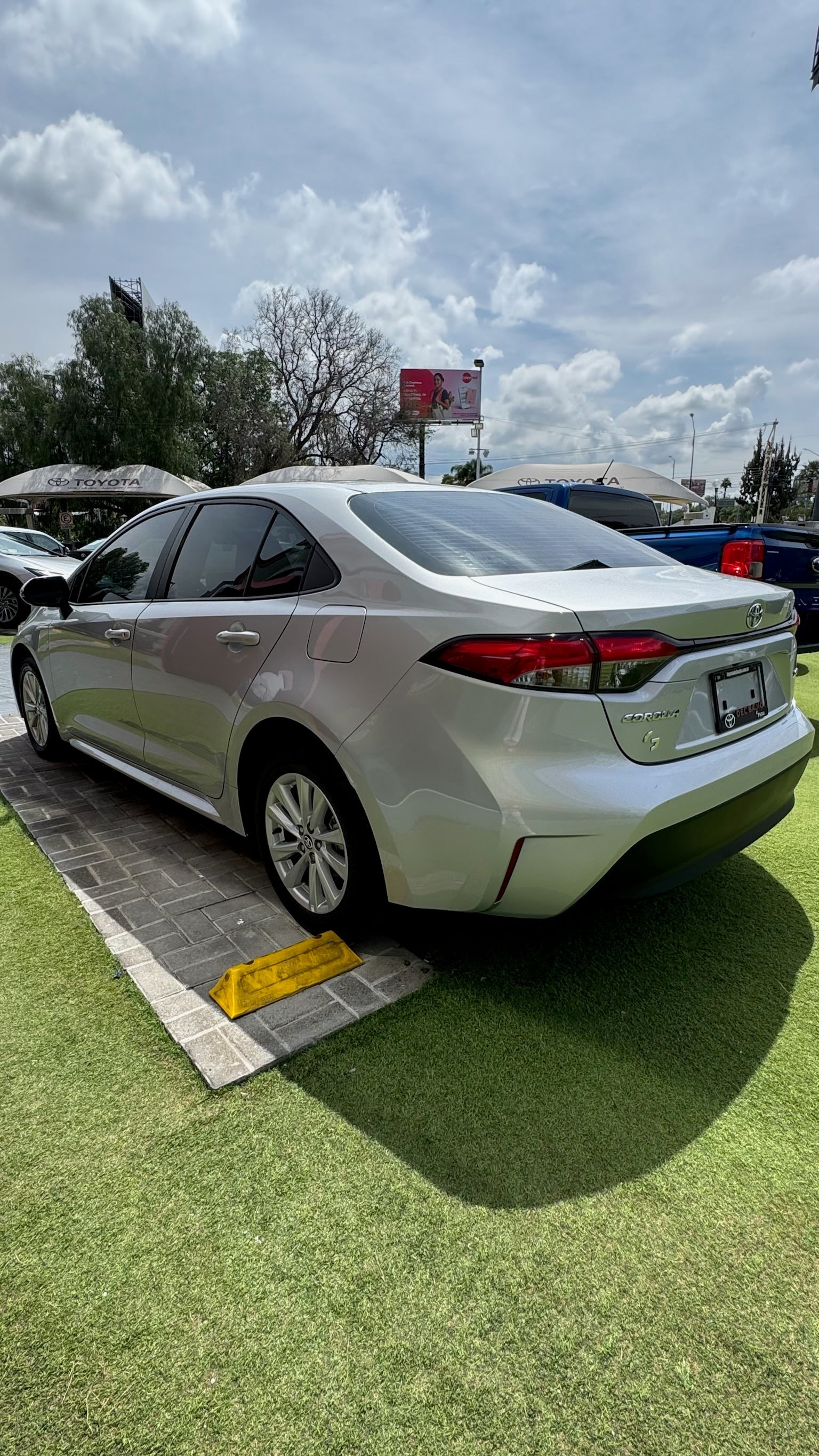 2023 Toyota Corolla XLE, L4, 1.8L, 140 CP, 4 PUERTAS, AUT