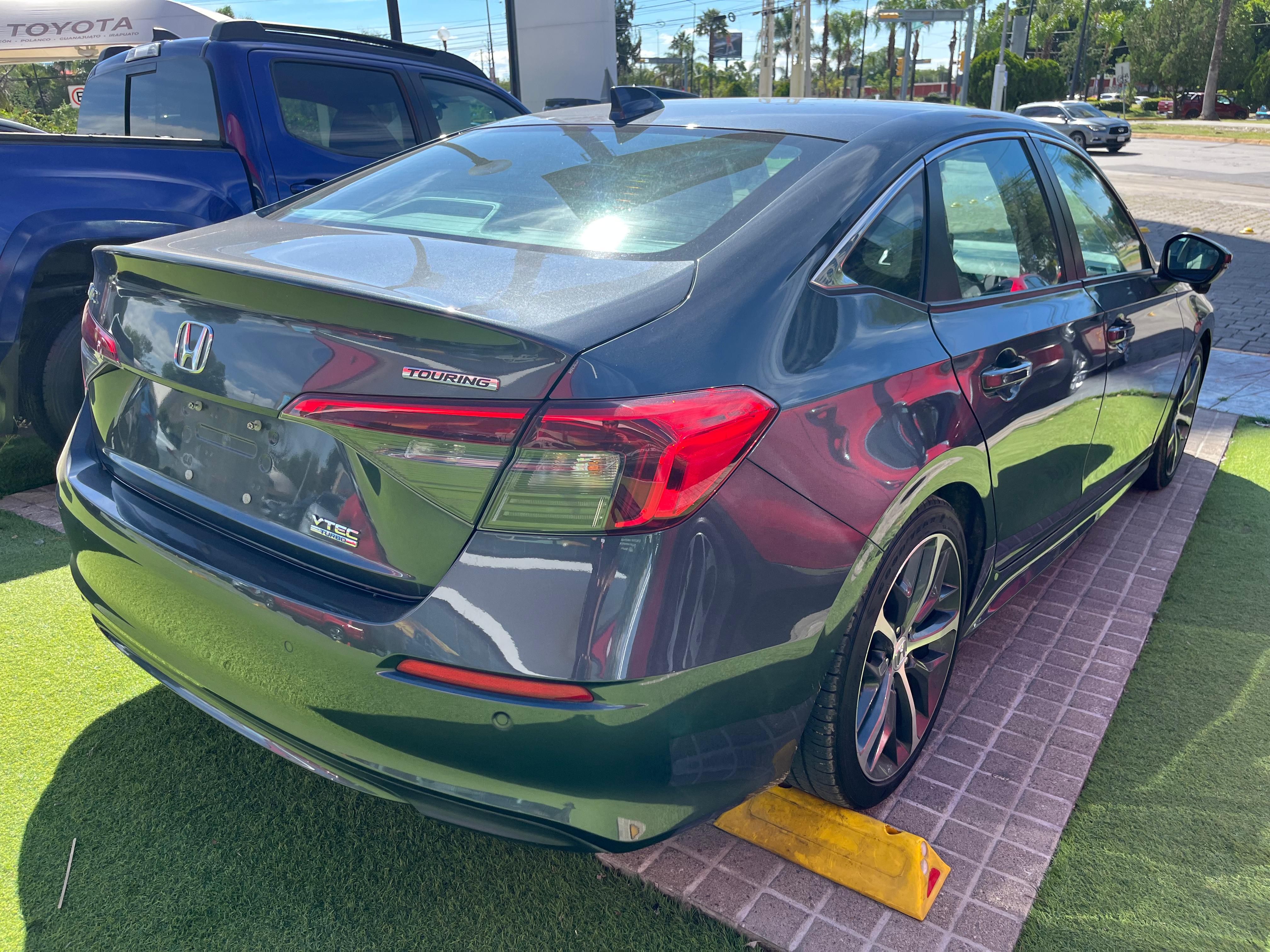 2024 Honda Civic TOURING L4 1.5T 176 CP 4 PUERTAS AUT PIEL BA AA QC