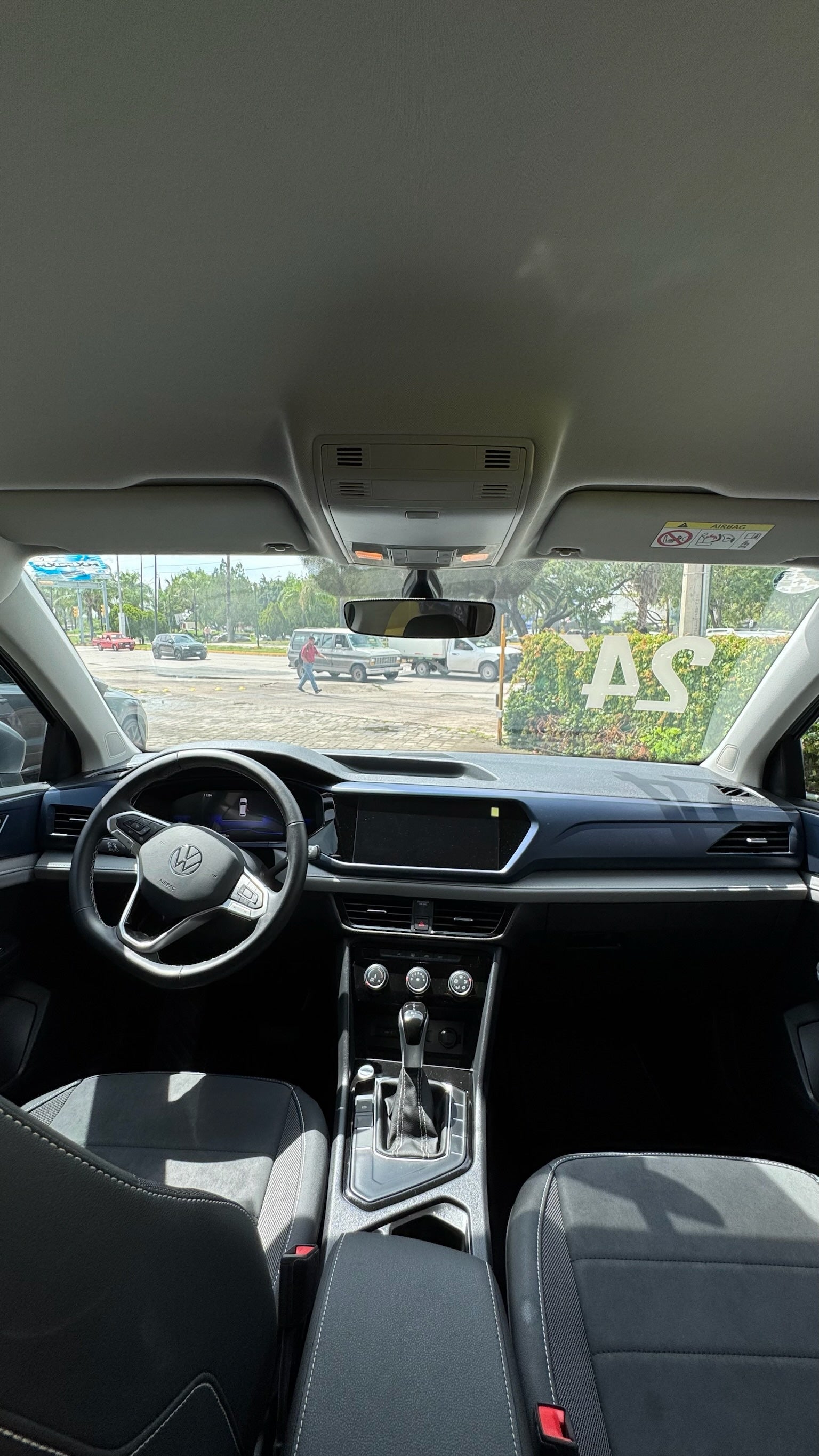 2024 Volkswagen Taos COMFORTLINE, L4, 1.4T, 150 CP, 5 PUERTAS, AUT