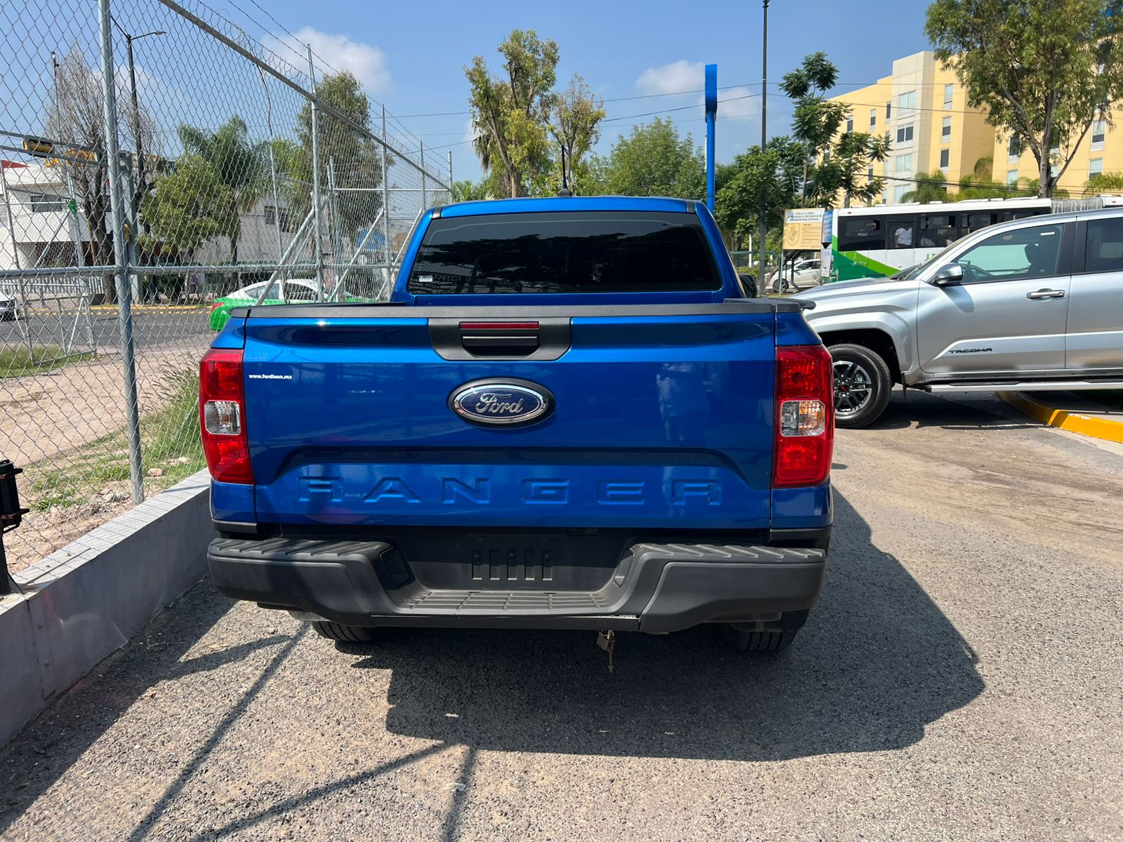 2024 Ford Ranger XL L4 2.3T 270 CP 4 PUERTAS STD BA AA