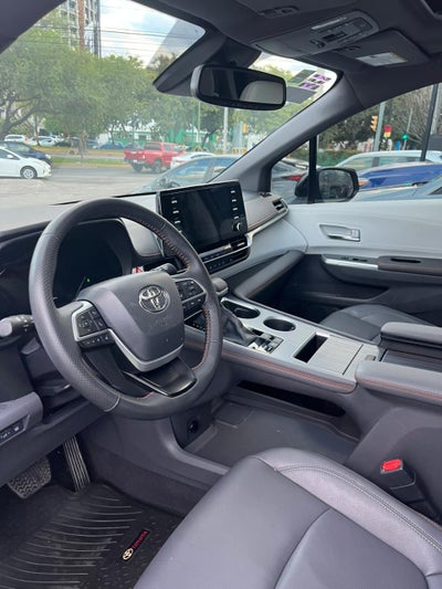 2024 Toyota Sienna XSE, L4, 2.5L, 240 CP, 5 PUERTAS, AUT, HIBRIDO