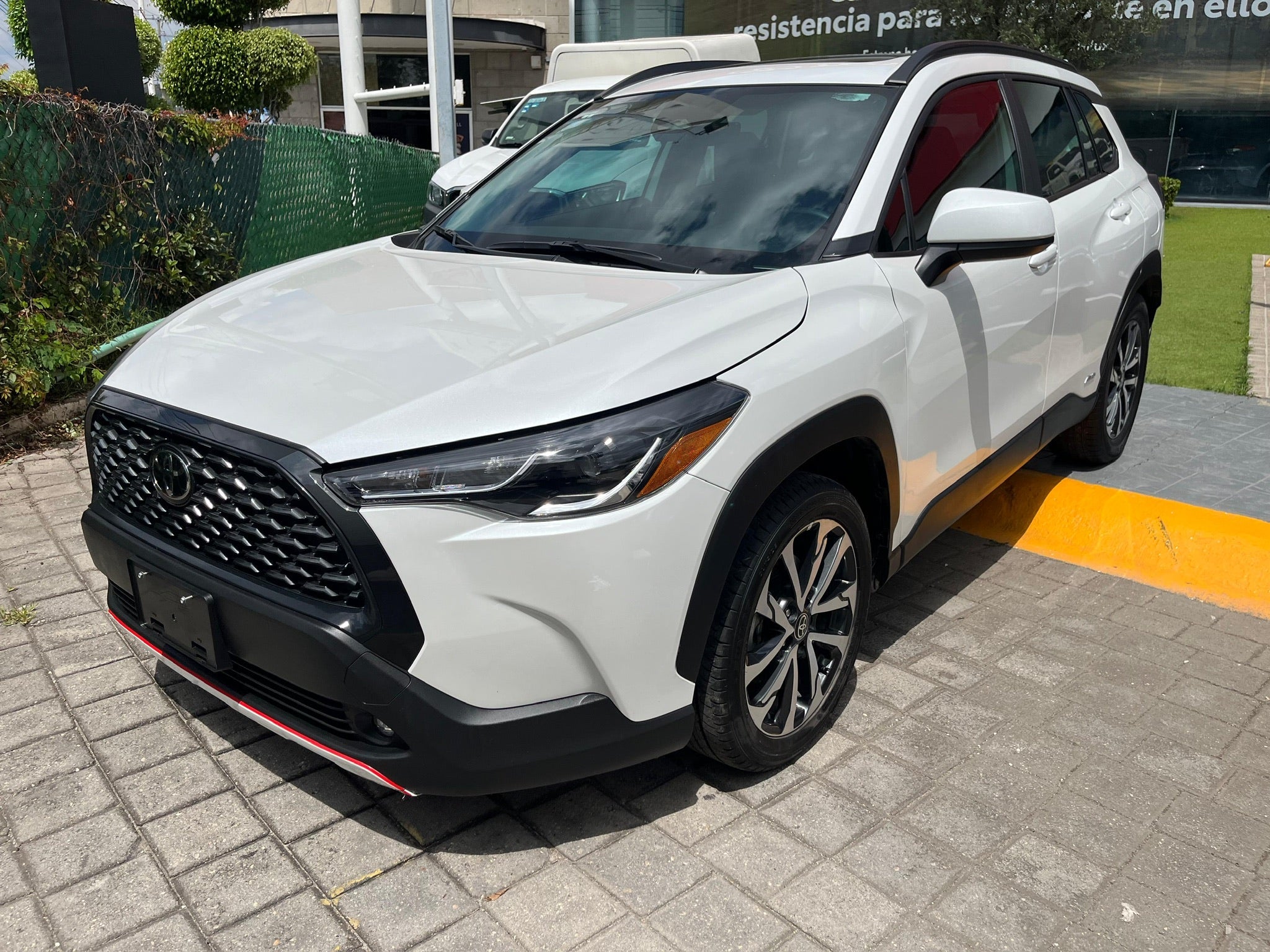 2024 Toyota Corolla Cross LE HIBRIDO, L4, 2.0L, 196 CP, 5 PUERTAS, AUT