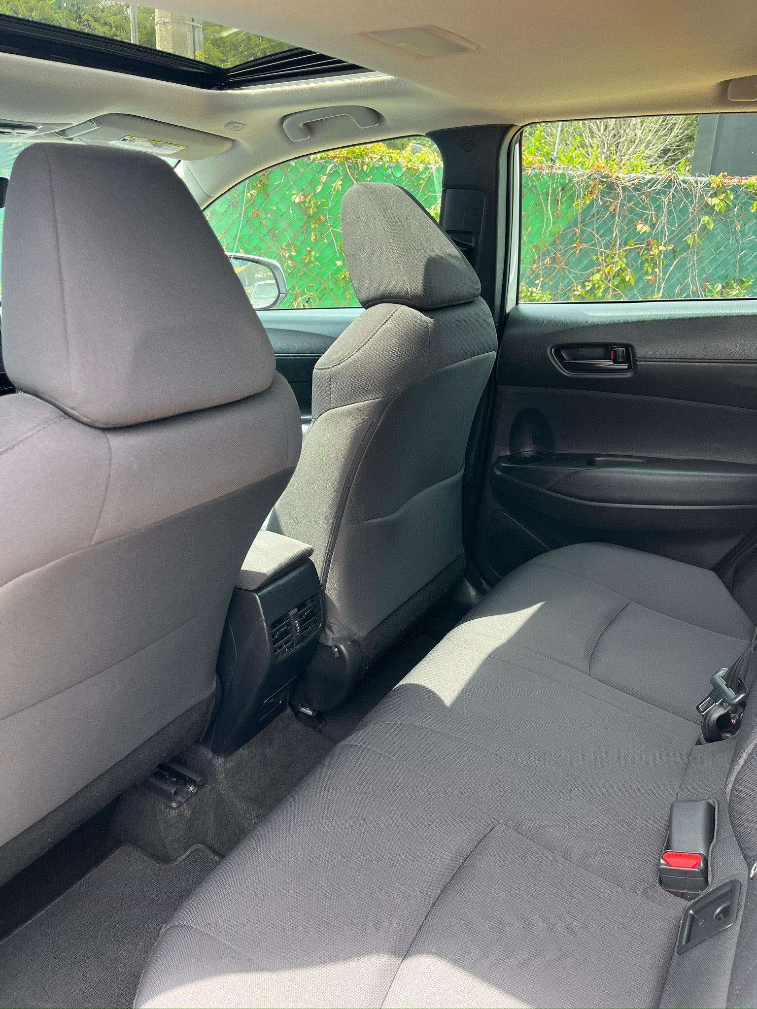 2024 Toyota Corolla Cross LE HIBRIDO, L4, 2.0L, 196 CP, 5 PUERTAS, AUT