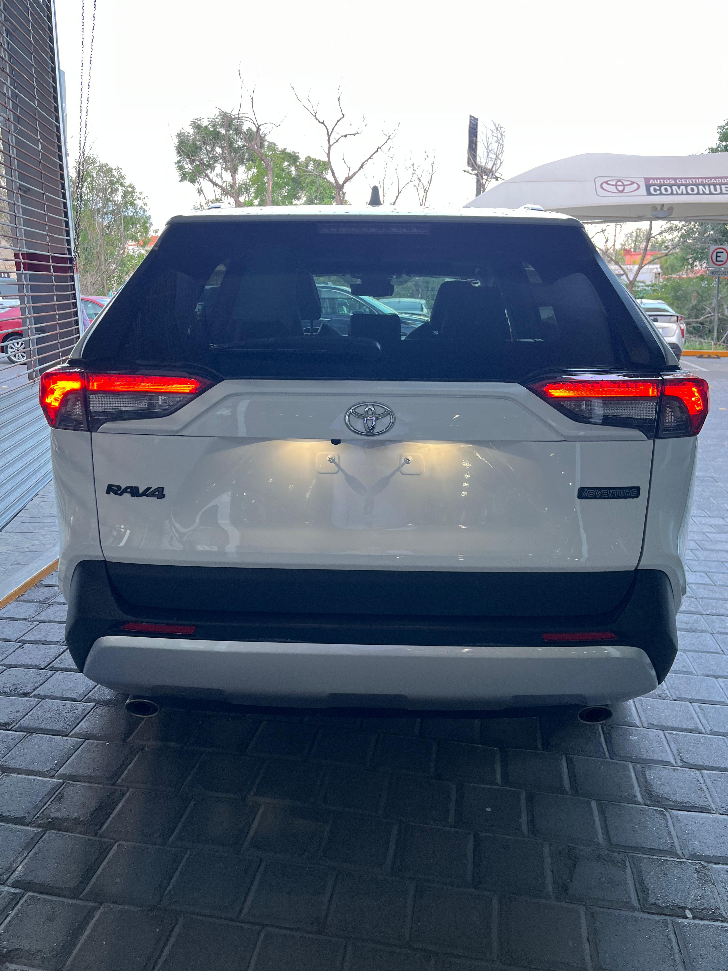 2025 Toyota RAV4 ADVENTURE, L4, 2.5L, 204 CP, 5 PUERTAS, AUT, AWD